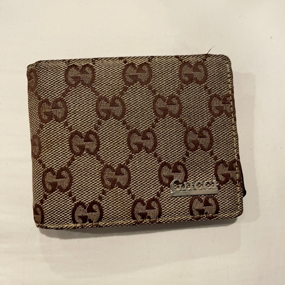 MENS GUCCI WALLET